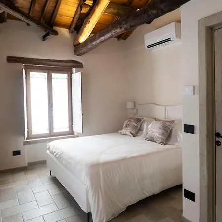 ゲストハウス Liela - Ospitalita Di Borgata Roccavignale