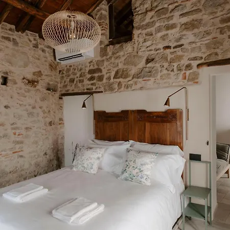 Maison d'hôtes Lìelà - Ospitalità Di Borgata Roccavignale